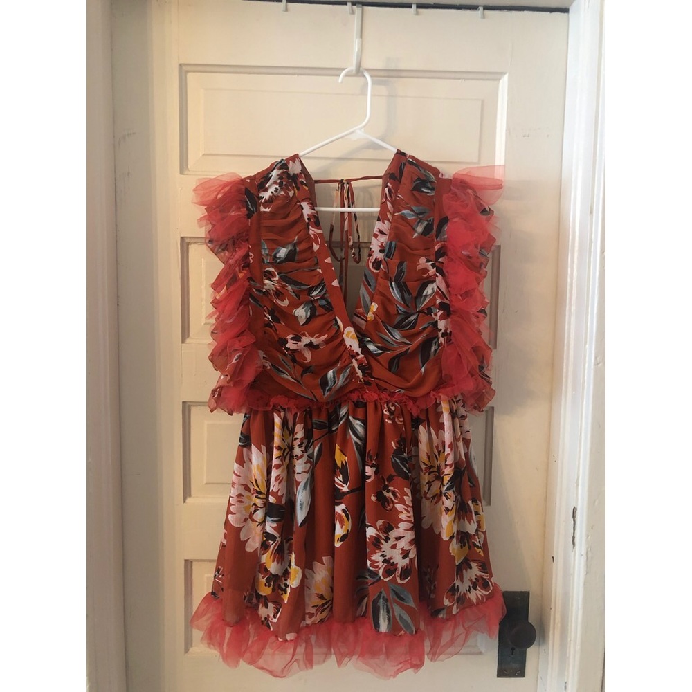 Tularosa Amelia Dress in Orange Dahlia Floral